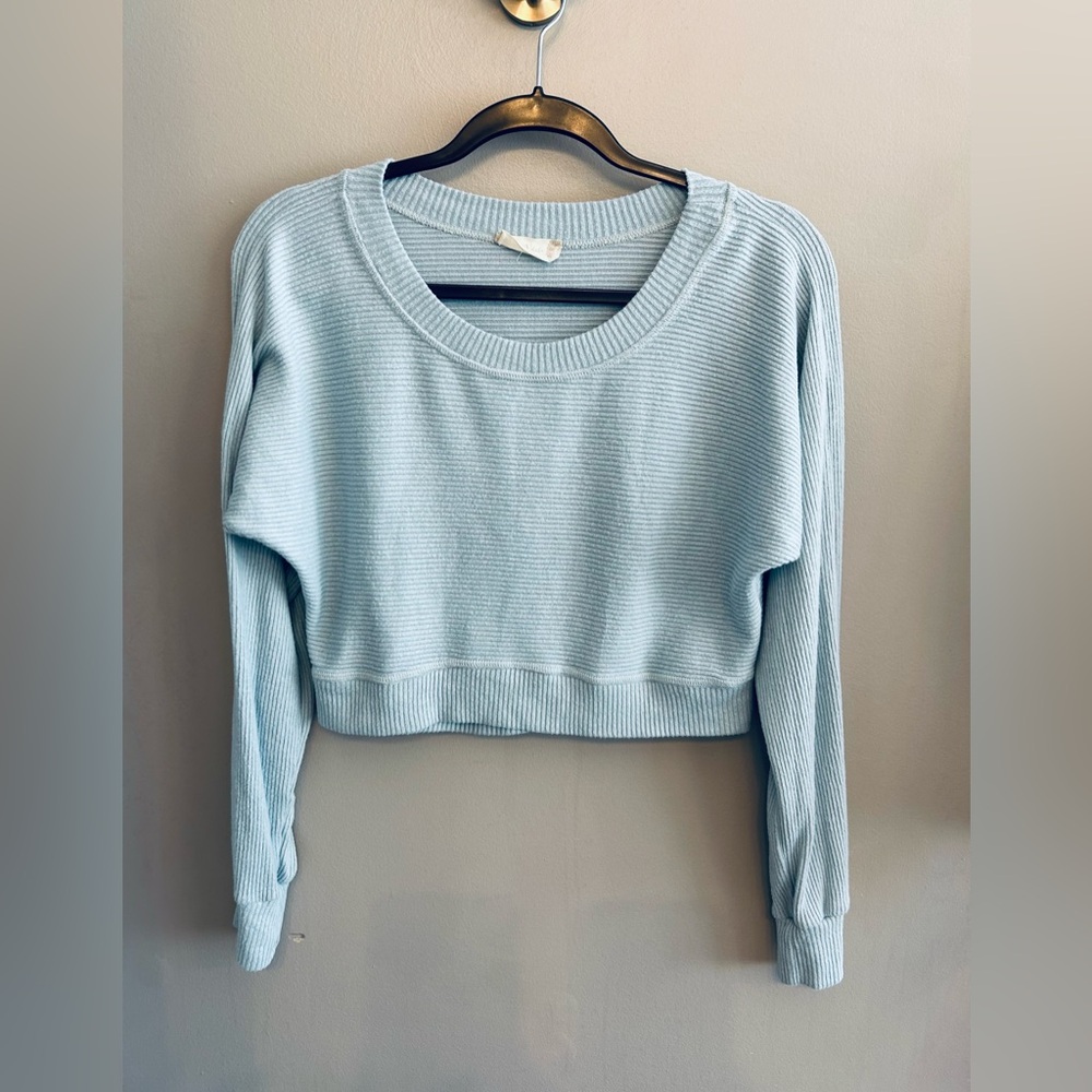 Altar’d State ribbed baby blue crop top long sleeved size XS